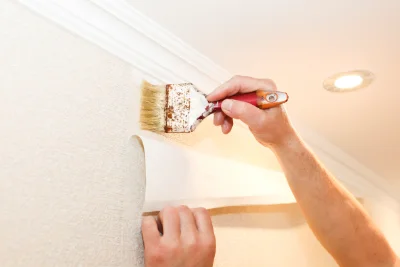 Pose de papier peint à Waldweistroff — revêtements muraux et toiles de verre